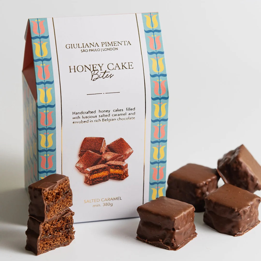 Giuliana Pimenta : Crunchy Pistachio and Raspberry Chocolate Bar (60g) £4.95